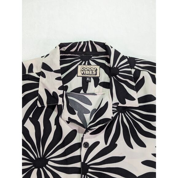Good Vibes by Drill Size XL Black & White Hawaiian Button Up Short Sleeve Shirt - Picture 5 of 12